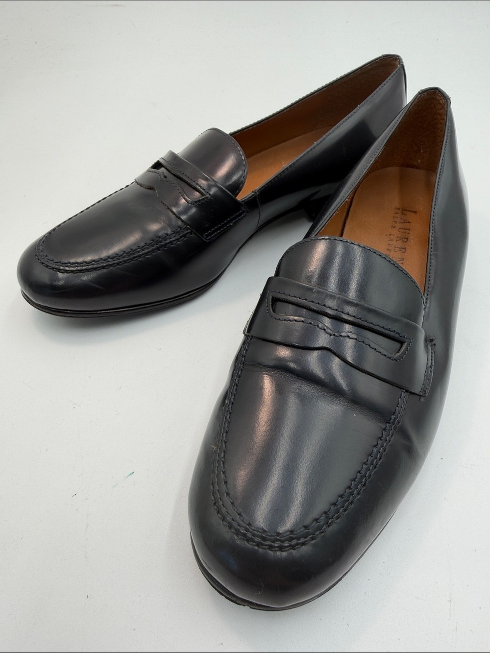 LAUREN RALPH LAUREN sz7 Black Leather Penny Loafer EUC like new!